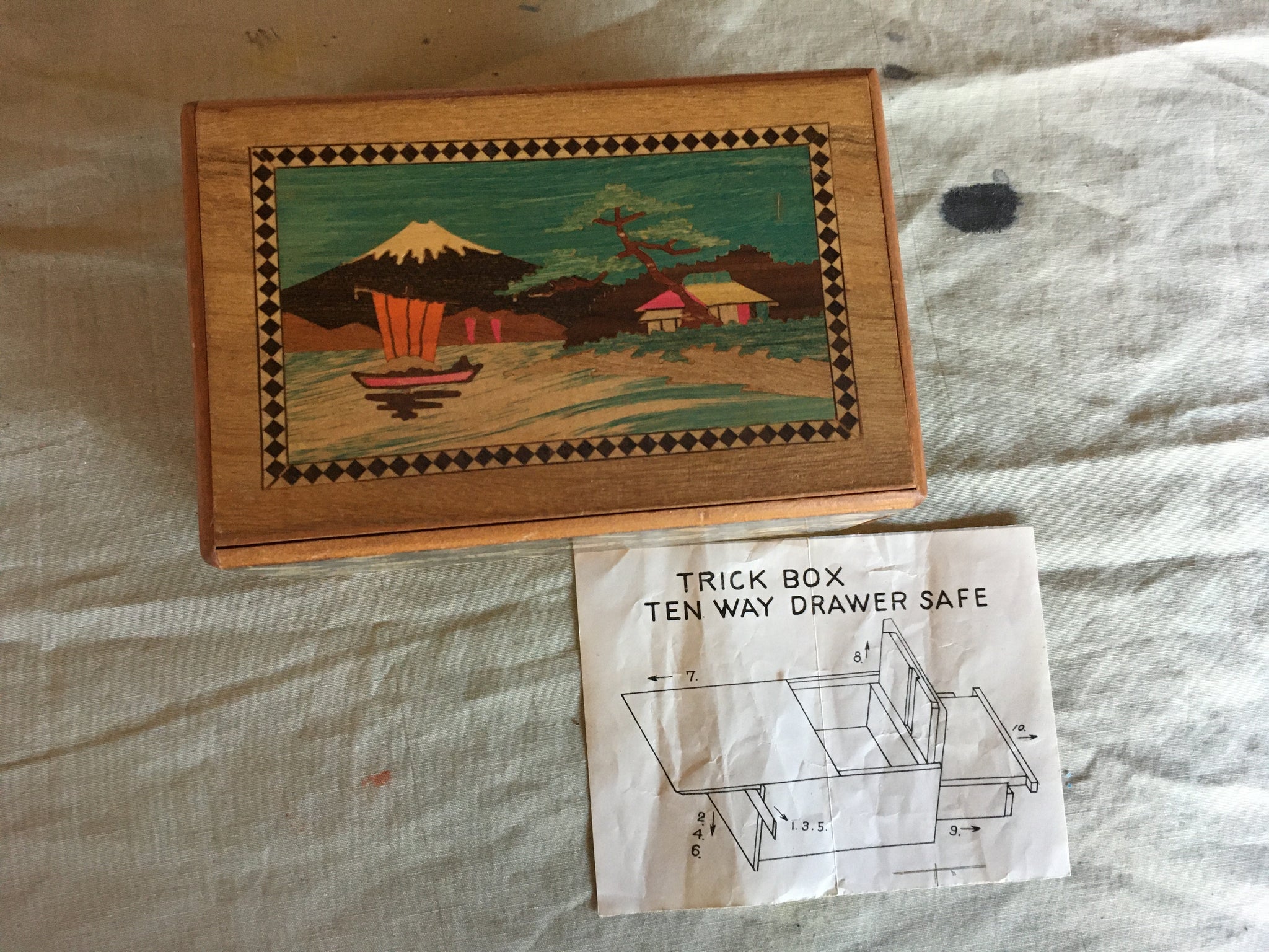 Vintage Toys – THE CENTRAL COAST GALLERY AND MUSEUM