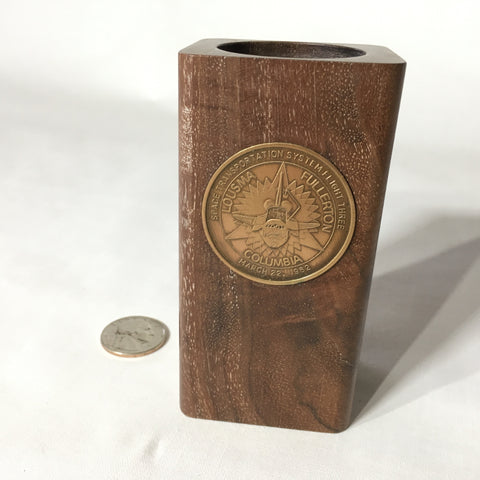 "Columbia" - Pipe Holder